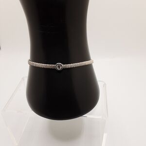 Silpada Silver Take A Bow Bracelet